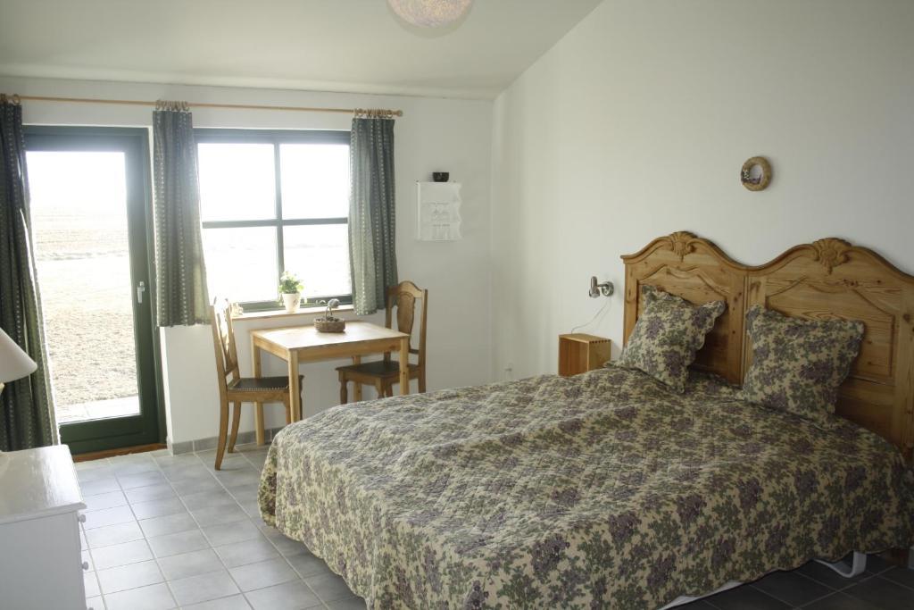 Bakkelund Bed & Breakfast Borre ภายนอก รูปภาพ